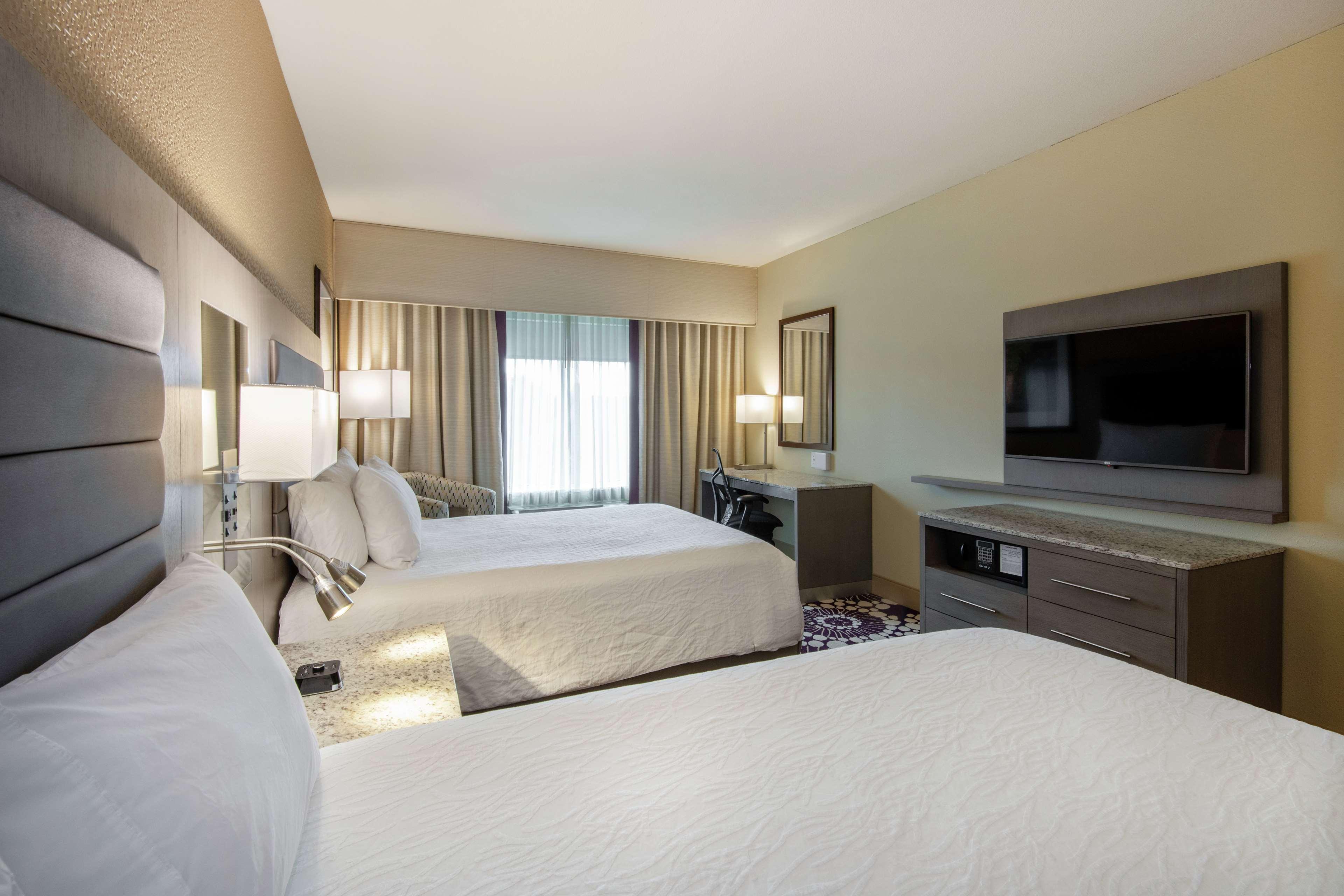 Hilton Garden Inn Raleigh/Crabtree Valley Exterior foto