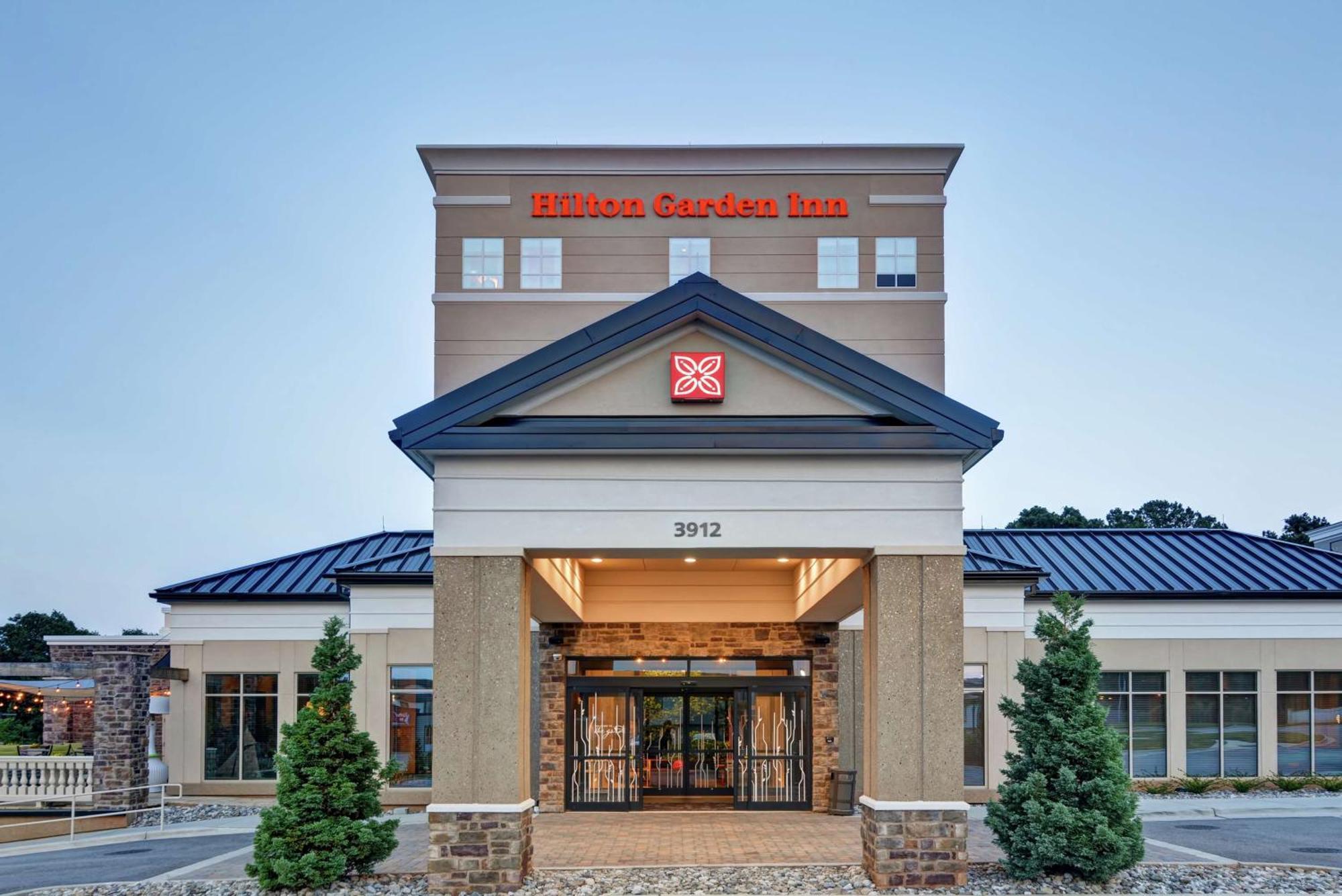 Hilton Garden Inn Raleigh/Crabtree Valley Exterior foto